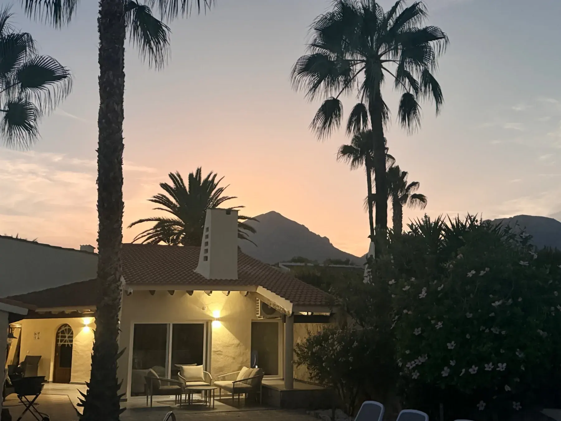 Villa SoCa in La Nucia bij zonsondergang